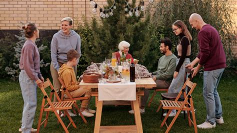 5 Astuces Pour Organiser Un Repas De Famille Réussi