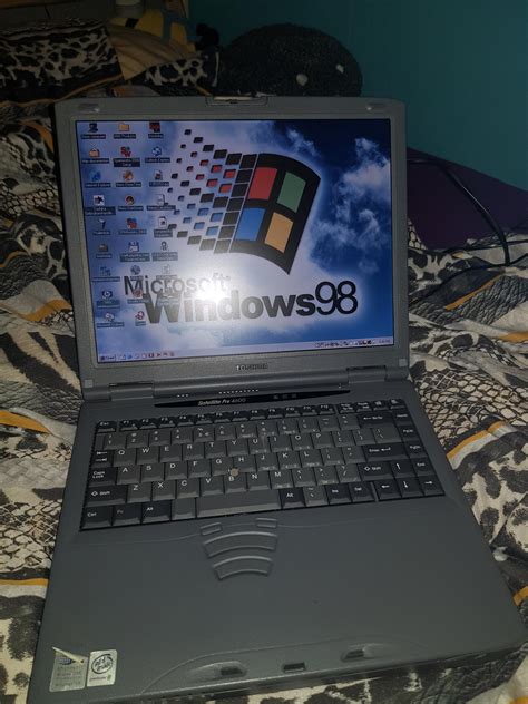 Windows 98 Laptop