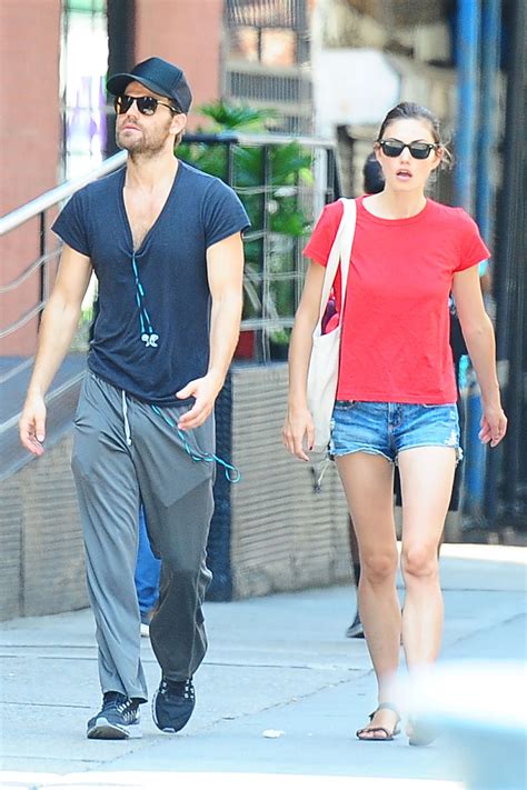 Phoebe Tonkin And Paul Wesley Out In New York City 09 Gotceleb