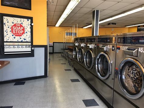 Coin Laundry 16 Photos And 19 Reviews Laundromat 2350 University