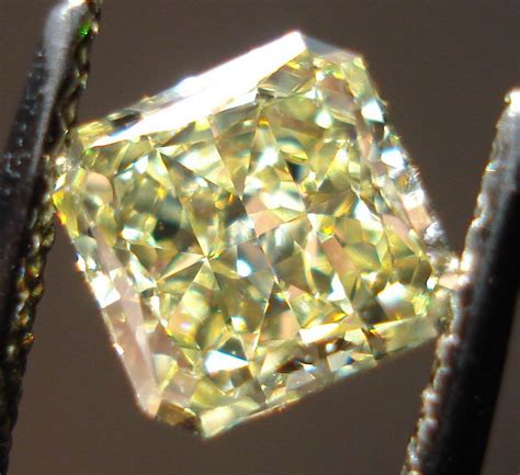 Soldloose Diamond 74ct Fancy Intense Yellow Radiant Vs2 Gia Wow
