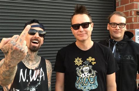 Blink 182 Were Going To Name Their New Album Nude Music Feeds