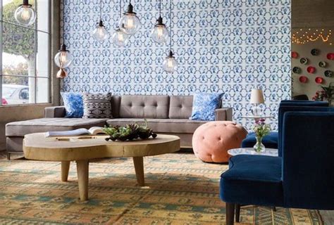 9 Designer Tips For A Stunning Living Room Arrangement