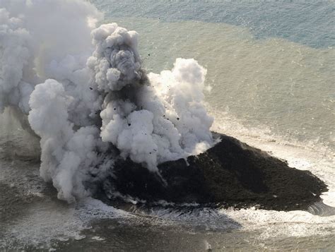 Volcano Eruption Brings Japan New Island Cbs News