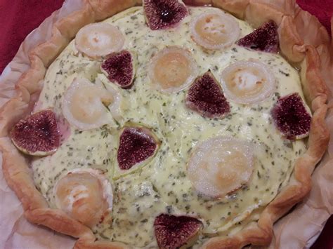 Tarte figues chèvre miel une entrée sucré salé avec de belles figues de