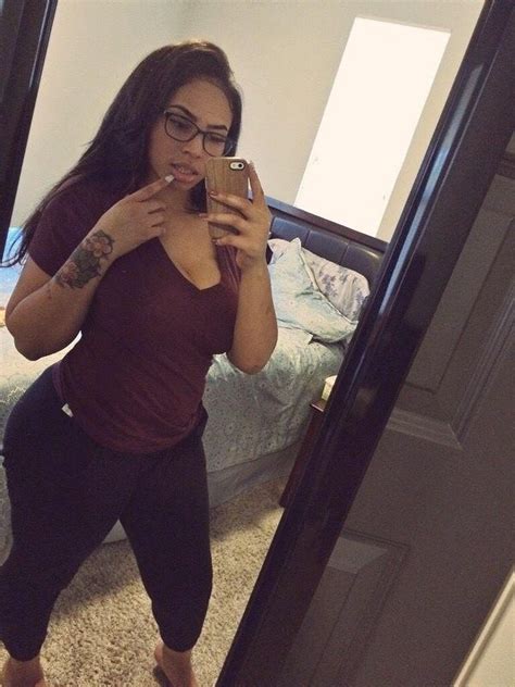 pin by jesus sanchez on thick latinas photo viewer photo mirror selfie