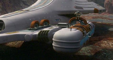 How Do Crew Members Access The Warp Nacelles On A Galaxy Class Starship