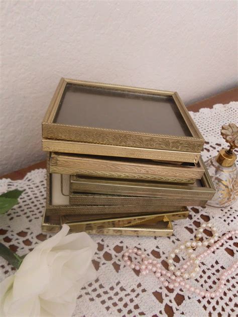 Vintage Gold Metal Frame Collection Set 5 X 7 Wedding Table