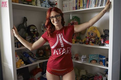 Meg Turney Me In My Place Shoot Live Updates