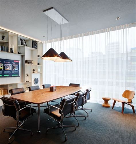 Pin By Mayhew Inc On Meeting Rooms Conference Room Design Meeting