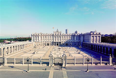 Guided Tour Royal Palace With Madrid Highlights Julia Travel