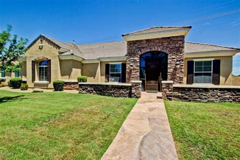 If you intend to buy a 4 bedroom home, you need to specify how big each room should. Higley Groves 5 Bedroom Homes for Sale | Gilbert AZ Homes ...