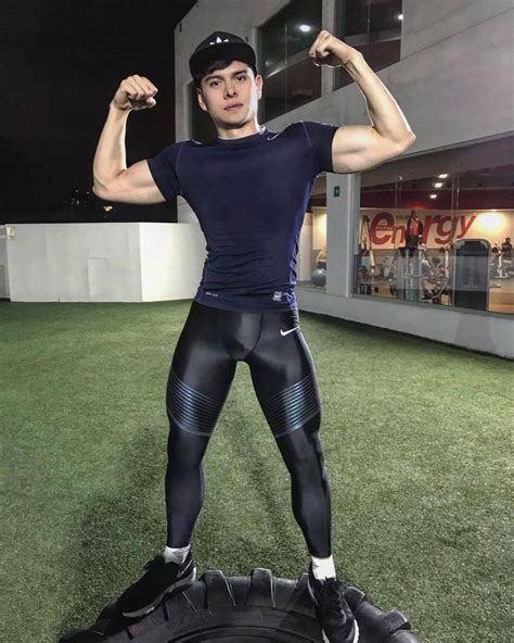 Nike Men S Lycra Sport Tights In 2022 Lycra Men Mens Workout Clothes