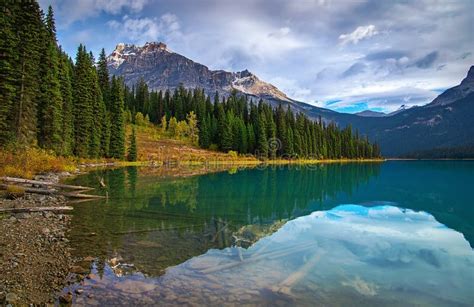 Emerald Lake Mountain Reflections Stock Image Image Of Landscape
