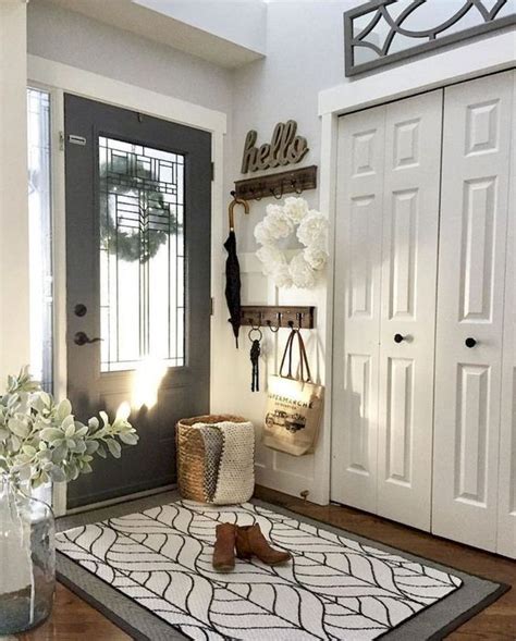 Modern Farmhouse Entryway Decorating Ideas