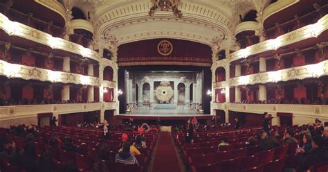 Cinco Mil Personas Visitaron El Teatro Municipal De Santiago Durante El