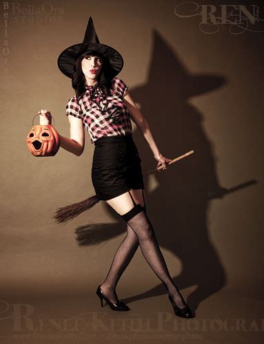 Halloween Retro Pin Up Witch Cute Halloween Retro Pin Up W Flickr