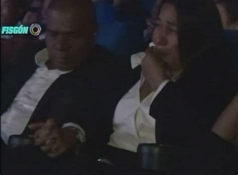 El cantautor vallenato miguel morales y su esposa lucieron muy conmovidos al ver la primera parte de la novela. Novela de Kaleth Morales