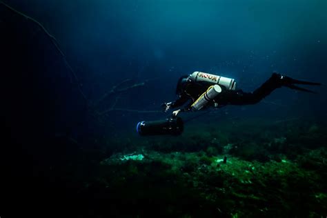 What Does It Take To Become A Certified Cave Diver Koox Diving