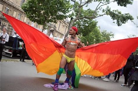 paris gay pride parade goes ahead under tight security business insider