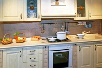 Mist on cabinets, let sit for a minute or two and then wipe clean with a soft cloth. What's the best way to clean formica? | Diy kitchen ...