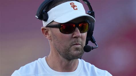 Usc Coach Lincoln Riley Misses 2nd Straight Day Of Practice Espn