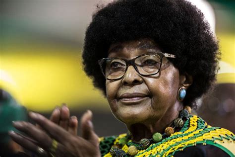 Morre Winnie Mandela Ativista Contra O Apartheid Aos Anos