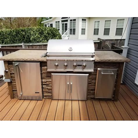 We exclusively test propane grills for their ease of use, but natural natural gas runs through your home like any other utility, so you need to have an available gas line in order to hook up the grill. 96" 5-Piece Natural Gas BBQ Grill Islands in 2020 ...