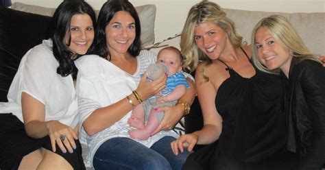 After Breast Cancer Diagnosis Woman Becomes Her Sisters Surrogate