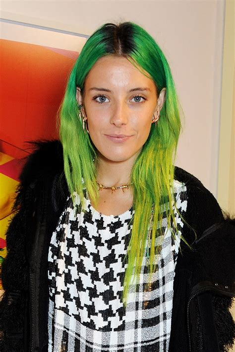 Celebrities With Green Hair New Color Trend
