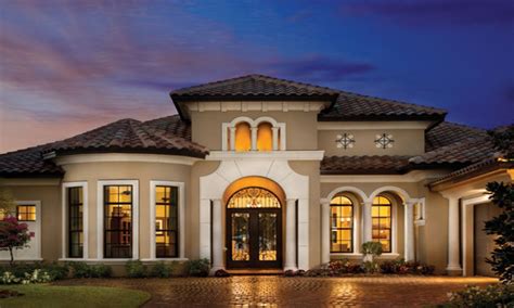 A thoughtful exterior home color can have a major effect on the vibe of your house. Exterior Stucco Mediterranean Colors | Stucco Exterior ...