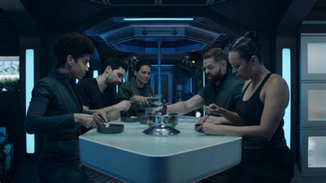 The Expanse Season 1 Finale Review Den Of Geek