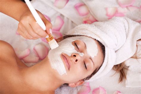 Most dermatologists believe the best way to treat scarring is with an 'individualised treatment plan' as acne scars are unique in. Advanced Skincare Services | Microdermabrasion | Facial Peels