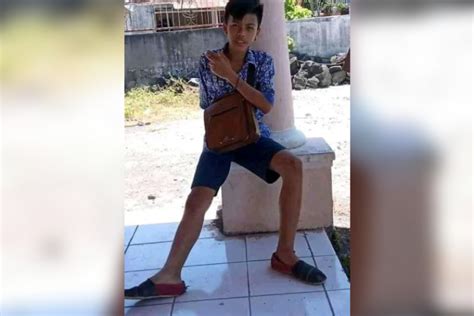 indonesian teen dies   punished   late  school