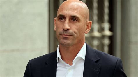 Luis Rubiales Ukarany Przez Fifa Surowa Kara Za Skandal Obyczajowy