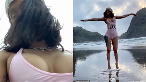 Cardi B Flaunts Her Ample Cleavage In A Swimsuit Photos Lucipost