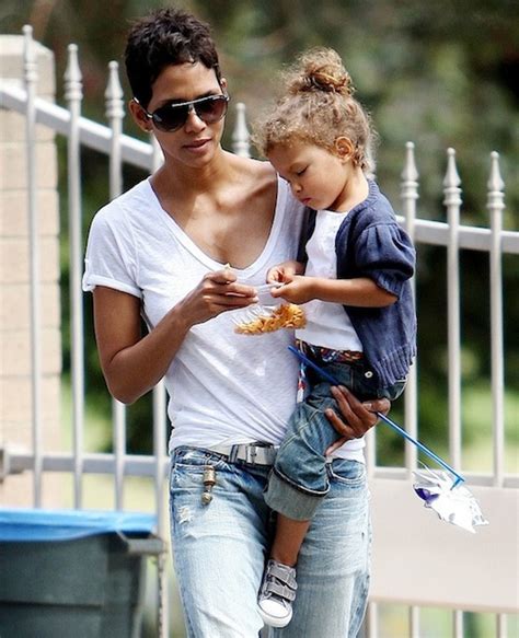 Halle Berry In Carrera Gipsy Sunglasses Upscalehype