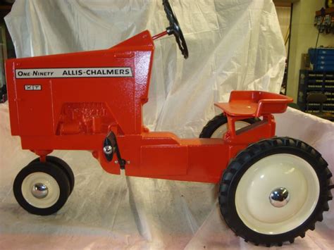 Allis Chalmers 190 Xt Pedal Tractor For Sale At Auction Mecum Auctions