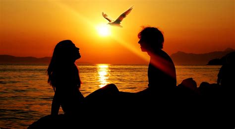 Romantic Couple Sunset Hd Wallpapers
