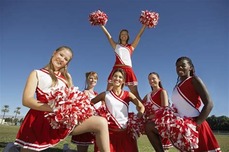 Tips On Finding The Perfect Cheer Squad Yoma