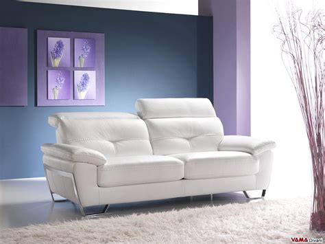 Divano Moderno in Pelle 2 e 3 Posti Con Poggiatesta Relax