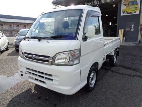 Used Daihatsu Hijet Truck Le S P Sbi Motor Japan