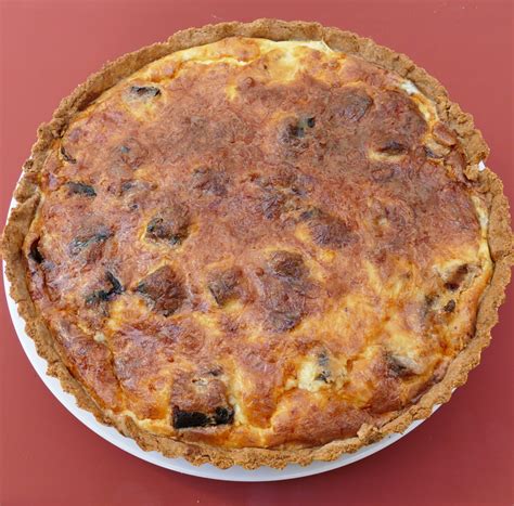 Sausage And Caramelised Red Onion Quiche