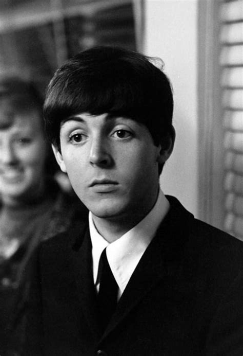 Looking for a way to find love. winstonpaul | Paul mccartney young, The beatles, Paul ...