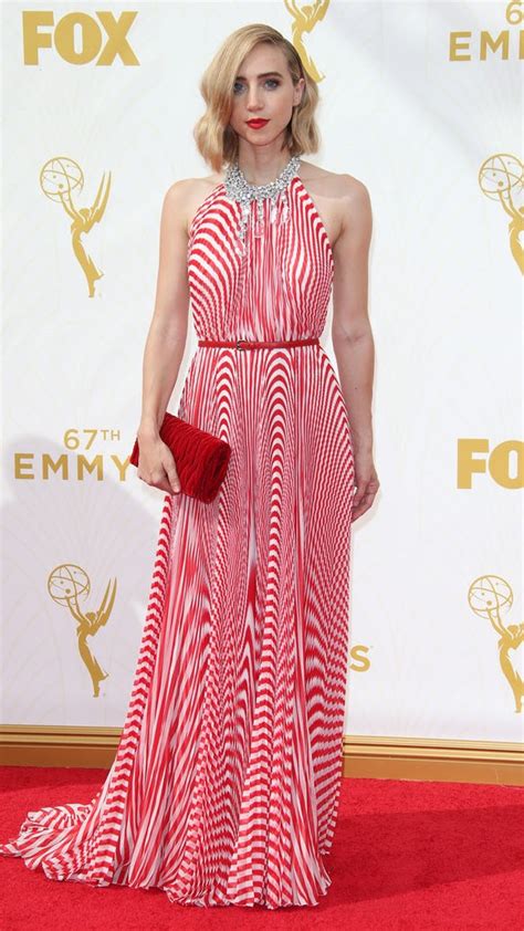Julie Bowen Yes Please Ask Me About My Emmys Dress