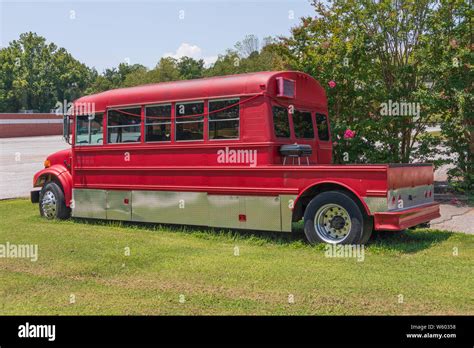 Modified School Bus Hi Res Stock Photography And Images Alamy