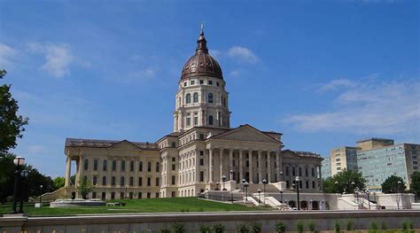 Kansas Enacts New Law Expanding Voting Access Election Academy