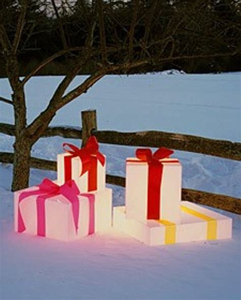 Amazing Outdoor Christmas Decorations Digsdigs