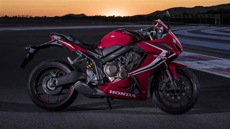 Compare the cbr650r vs ninja 650 on carandbike to make an informed buying decision as to which bike to buy in 2021. Honda CBR 650R India Launch Confirmed For Early 2019; To ...