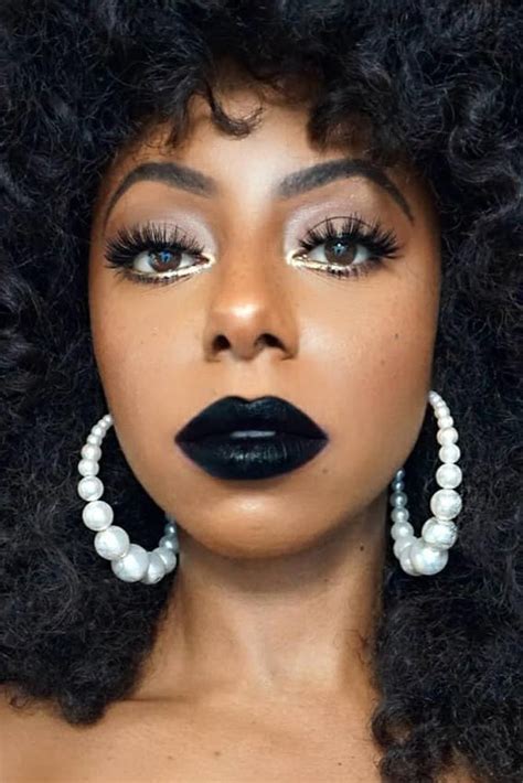 How To Wear Black Lipstick And Not Look Like A Goth Black Lipstick Makeup Black Lipstick